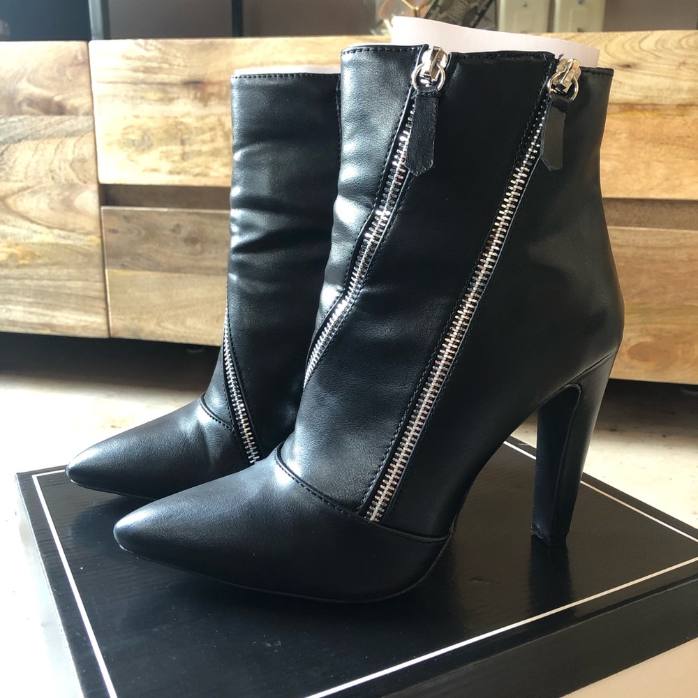 SALE Black Faux Leather Zipper Wink Moto Bootie